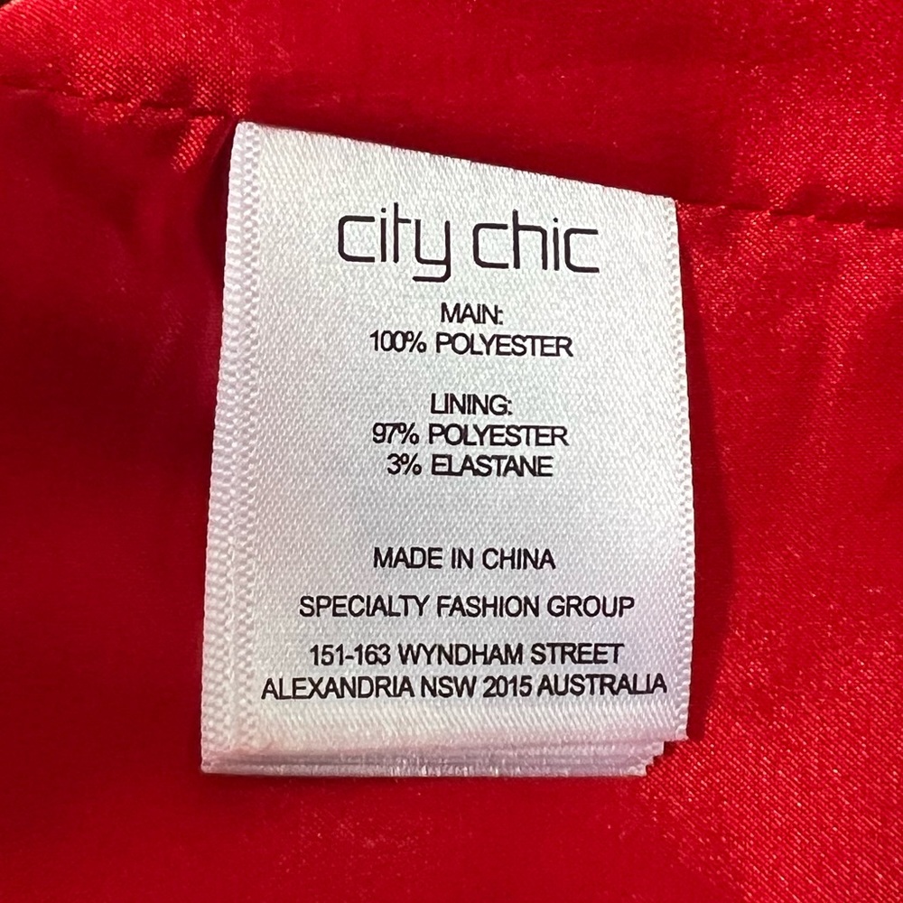 Formal dress City chic size L (20) sexy red dress Hot Deep v neck, cold shoulder - Picture 15 of 16